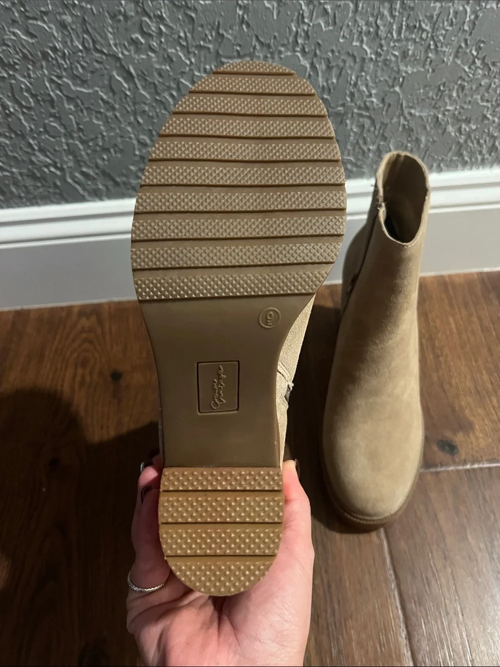 Crown Vintage size women’s